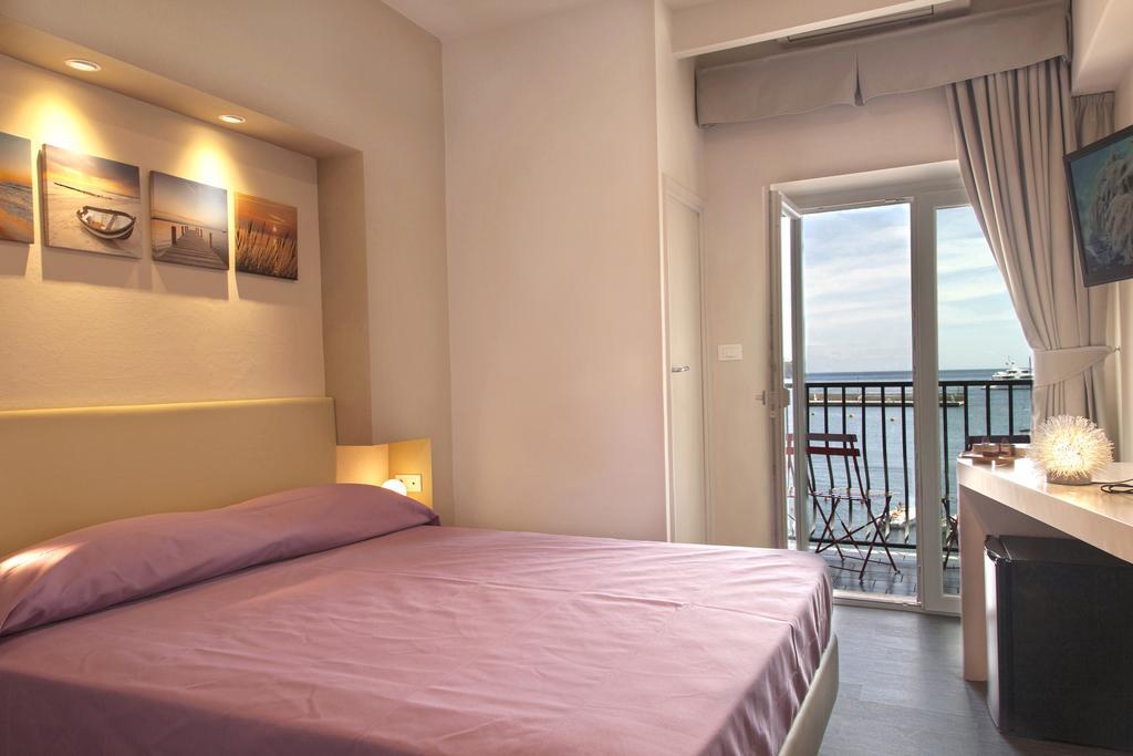 Hotel L'Approdo Porto Azzurro Pokój zdjęcie